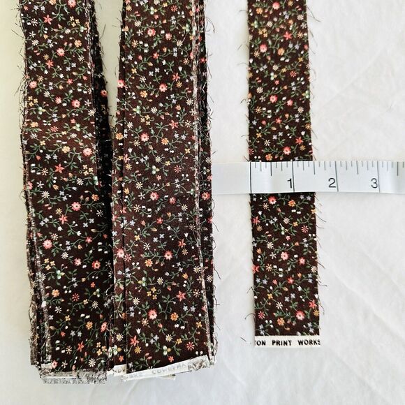 32 Vintage Cranston Brown Calico 1.25" Quilting Fabric Strips 100% Cotton - Picture 2 of 4